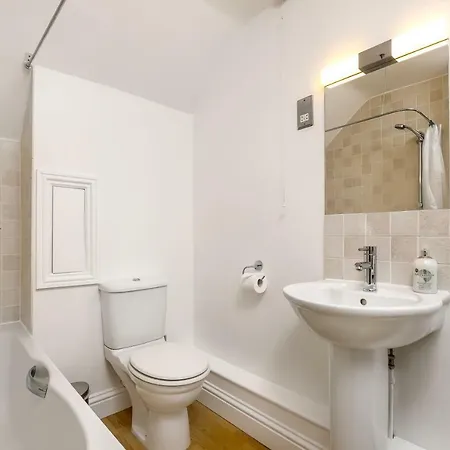 Gorgeous Apartment In The Centre Of Winchester Esterno foto