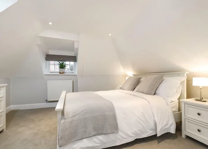 Gorgeous Apartment In The Centre Of Winchester