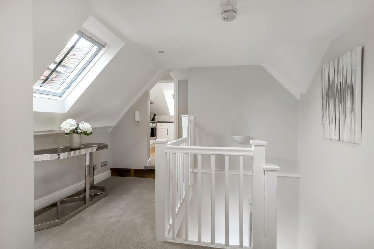 Gorgeous In The Centre Of Apartment *
